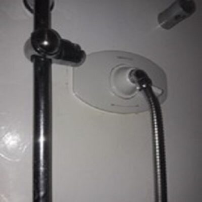 felton_shower_rail