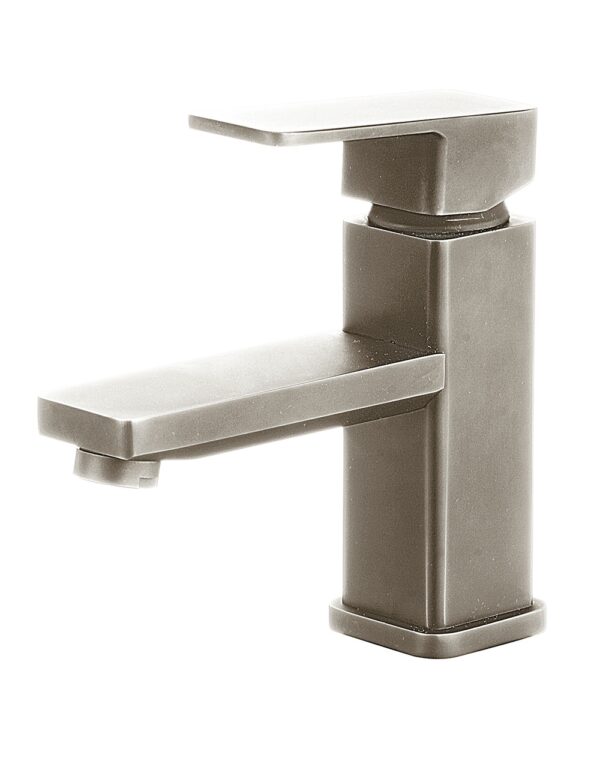 Quadratum design for vanity is a single lever mixer - Image 2